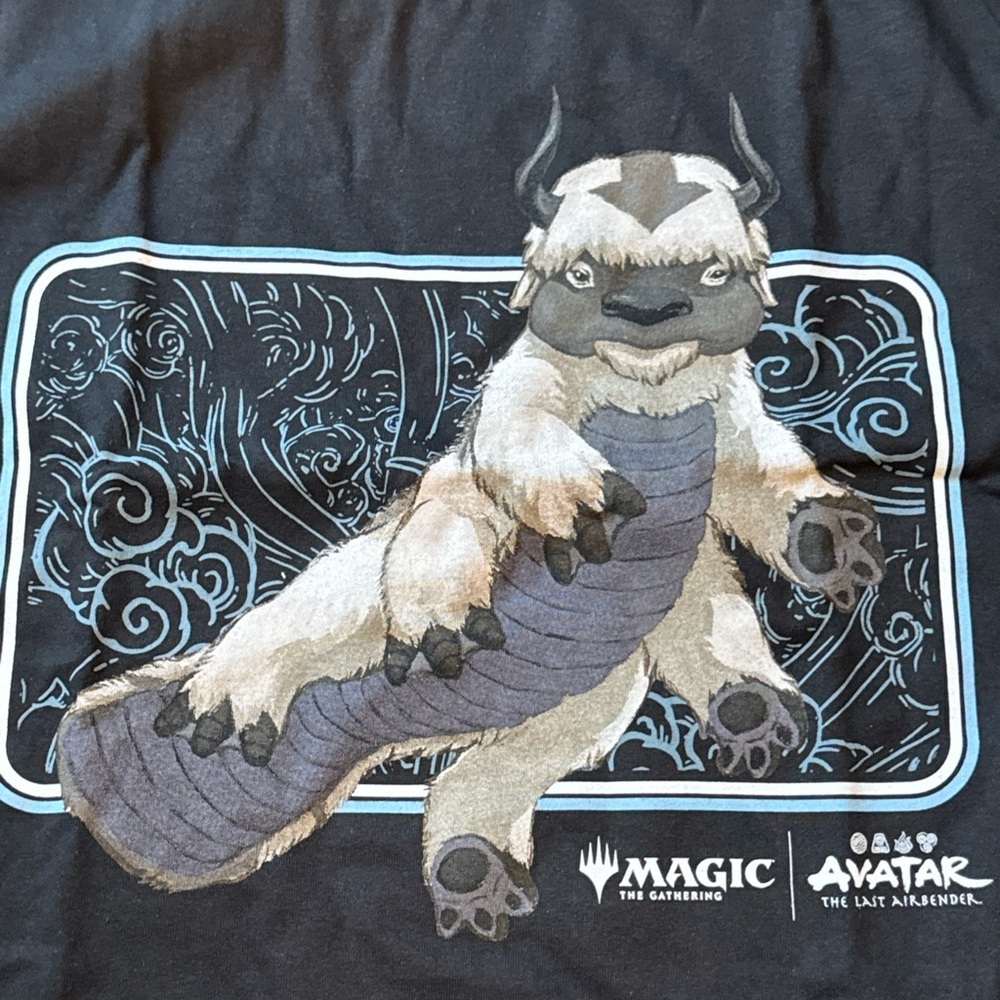 Magic The Gathering x Avatar:  The Last Airbender Appa Shirt New With Tags - Picture 4 of 7
